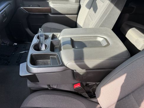 Used 2021 GMC Sierra 1500 Elevation image 14