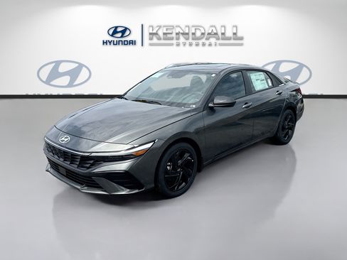 New 2026 Hyundai Elantra SEL Sport Premium FWD image 3
