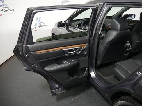 Used 2020 Honda CR-V Touring image 9