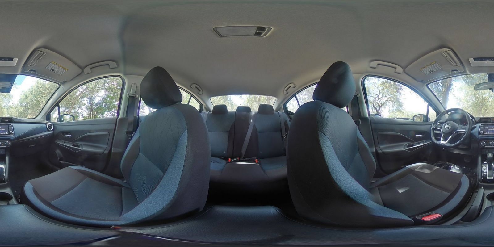 Used 2025 Nissan Versa SV FWD image 38