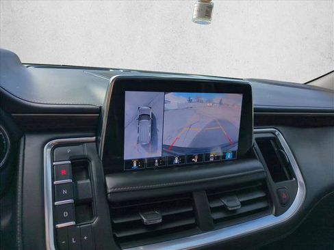 Used 2021 Chevrolet Tahoe High Country w/ Premium Package image 19