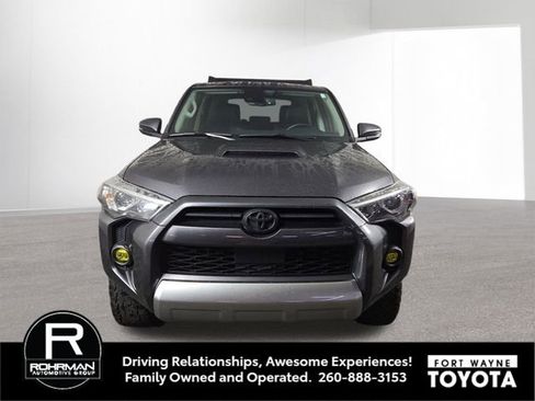 Used 2021 Toyota 4Runner TRD Off-Road Premium w/ Moonroof Package AWD/4WD image 3