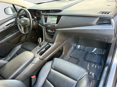 Used 2018 Cadillac XT5 Premium Luxury image 35