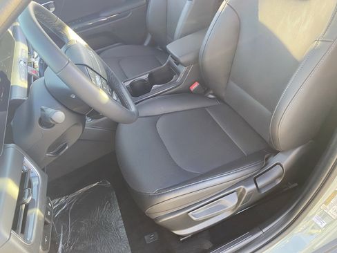 New 2026 Kia K4 EX image 18