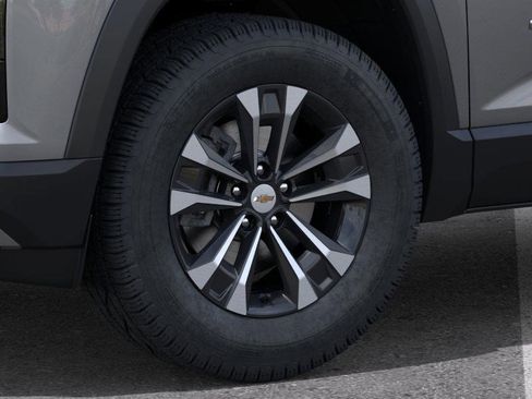 New 2026 Chevrolet Equinox LT image 11