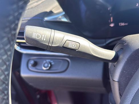 Used 2024 Buick Envista Sport Touring image 10