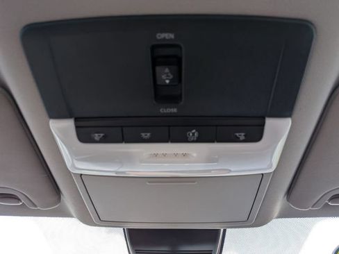 Used 2022 Nissan Altima 2.0 SR FWD image 13