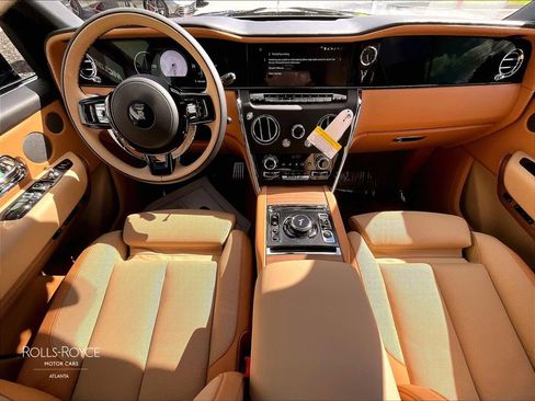 New 2026 Rolls-Royce Cullinan AWD/4WD image 5