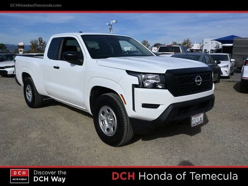 Used 2024 Nissan Frontier S image 3