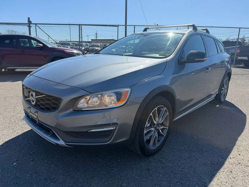 Used 2016 Volvo V60 T5 Cross Country w/ Protection Package image 1