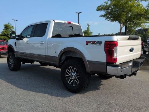 Used 2019 Ford F250 Lariat w/ Lariat Ultimate Package AWD/4WD image 7