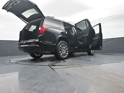Used 2023 GMC Acadia Denali w/ Denali Technology Package image 56