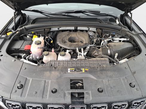 Used 2022 Jeep Grand Cherokee Summit AWD/4WD image 30