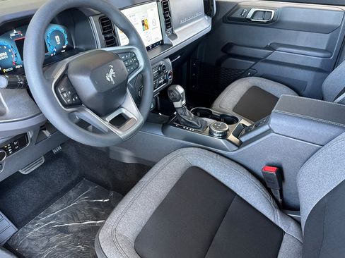 New 2025 Ford Bronco Base image 11
