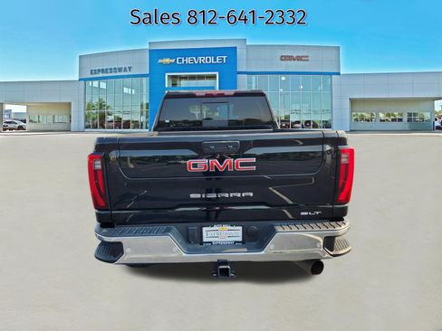 Used 2025 GMC Sierra 2500 SLT w/ SLT Premium Package AWD/4WD image 6