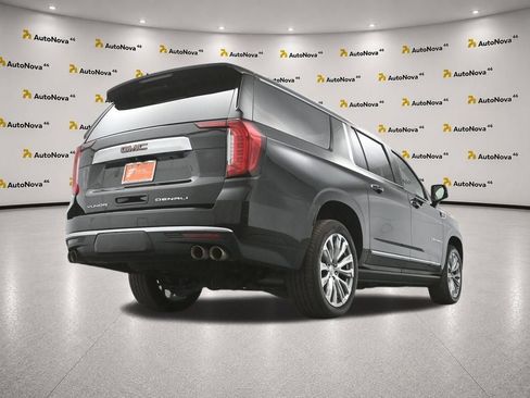 Used 2023 GMC Yukon XL Denali AWD/4WD image 54