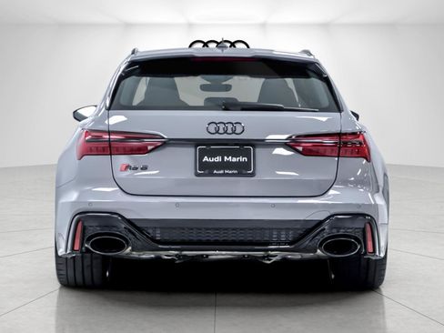 Certified 2024 Audi RS 6 performance AWD/4WD image 4