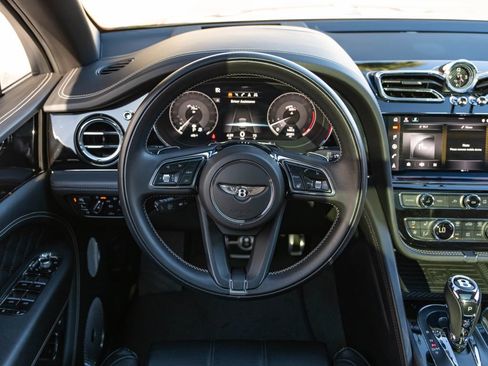 Used 2021 Bentley Bentayga Speed AWD/4WD image 28