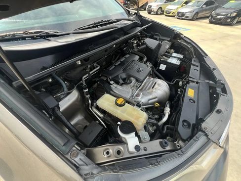 Used 2013 Toyota RAV4 XLE FWD image 42