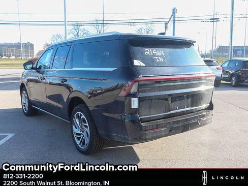 New 2025 Lincoln Navigator L Reserve image 5