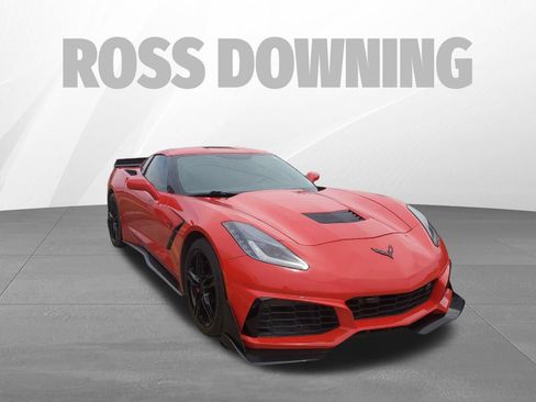 Used 2016 Chevrolet Corvette Stingray Coupe w/ 2LT Preferred Equipment Group image 3