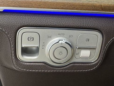 Used 2021 Mercedes-Benz GLE 350 4MATIC image 39