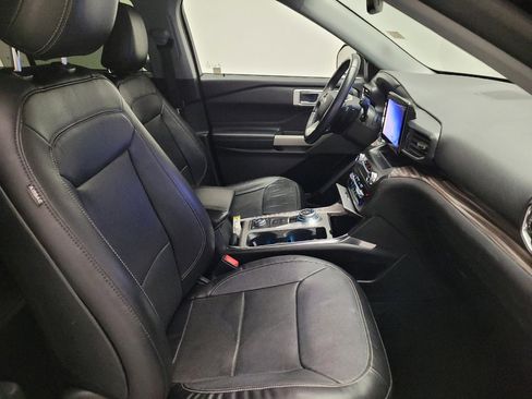 Used 2020 Ford Explorer Limited w/ Class III Trailer Tow Package AWD/4WD image 21