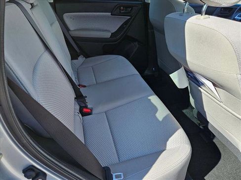 Used 2018 Subaru Forester 2.5i Premium image 19