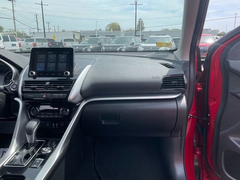 Used 2024 Mitsubishi Eclipse Cross SE AWD/4WD image 28