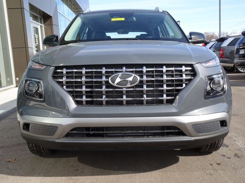 New 2026 Hyundai Venue SEL image 7