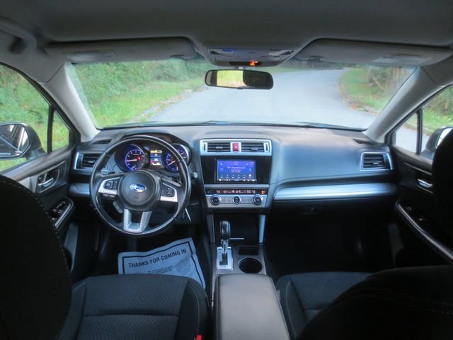 Used 2017 Subaru Outback 2.5i Premium AWD/4WD image 8