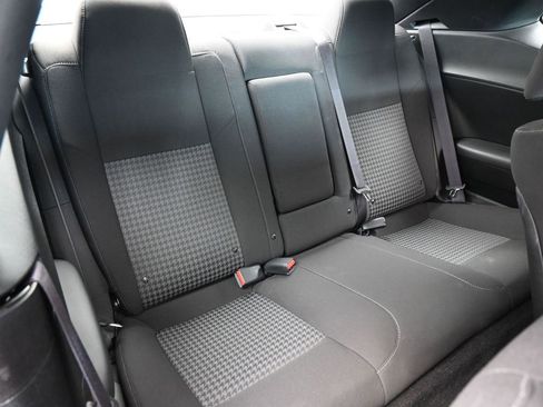 Used 2023 Dodge Challenger R/T w/ Blacktop Package image 33