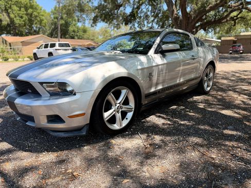 Used 2012 Ford Mustang Premium RWD image 8