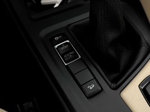 Used 2017 BMW X1 xDrive28i image 7