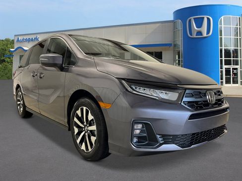 New 2026 Honda Odyssey EX-L image 8