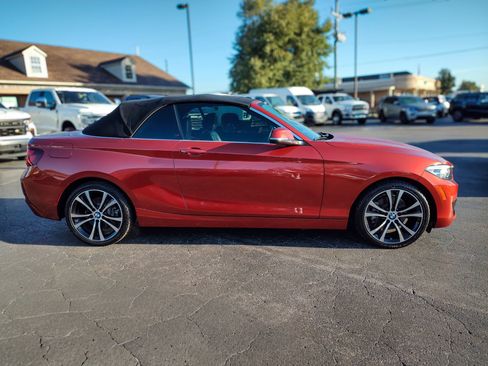 Used 2020 BMW 230i xDrive Convertible w/ Premium Package image 38