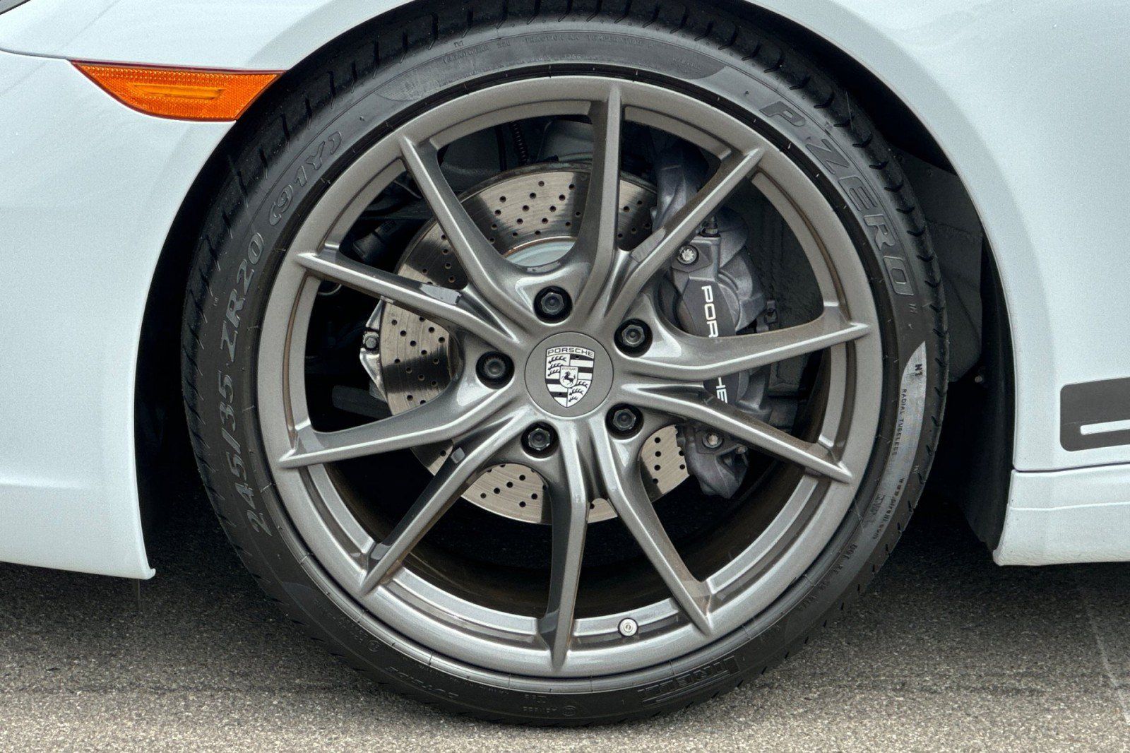 Certified 2018 Porsche 911 Carrera T RWD image 25
