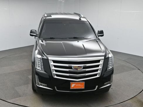 Used 2019 Cadillac Escalade Luxury image 57