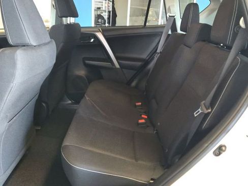 Used 2018 Toyota RAV4 XLE image 22