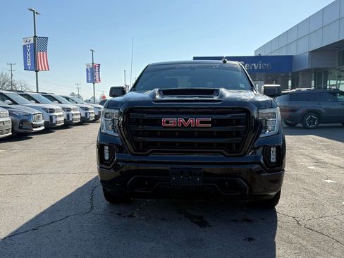 Used 2020 GMC Sierra 1500 Elevation w/ Elevation Value Package image 2