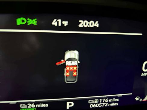 Used 2023 Mitsubishi Outlander SE AWD/4WD image 26