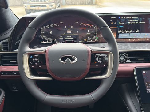 Used 2026 INFINITI QX80 Autograph w/ Premium Cargo Package AWD/4WD image 12