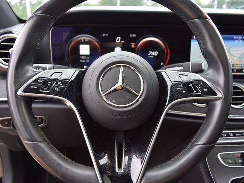 Used 2022 Mercedes-Benz E 350 Sedan w/ AMG Line Exterior image 20