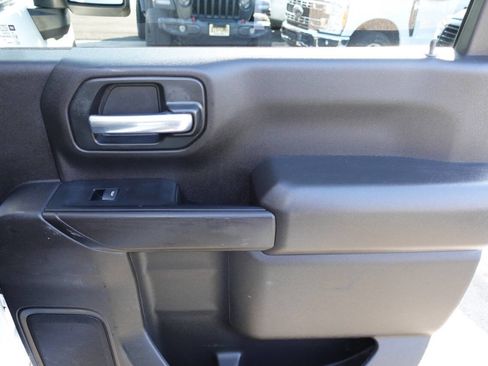 Used 2024 Chevrolet Silverado 2500 Custom w/ Custom Value Package AWD/4WD image 28
