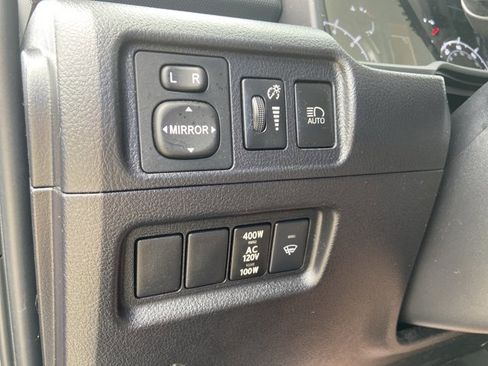 Used 2022 Toyota 4Runner SR5 Premium image 45