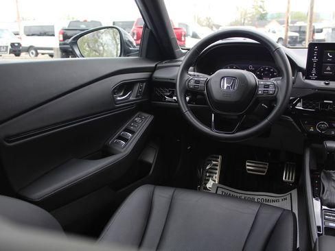 Used 2025 Honda Accord Sport image 10