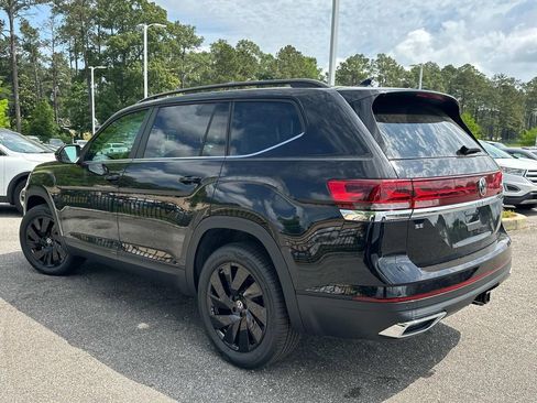 New 2025 Volkswagen Atlas SE AWD/4WD image 9