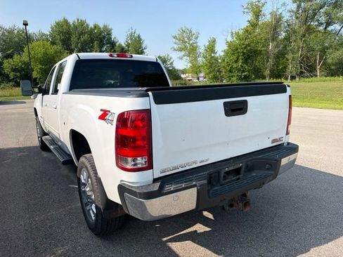Used 2011 GMC Sierra 2500 SLT w/ SLT Convenience Package AWD/4WD image 6