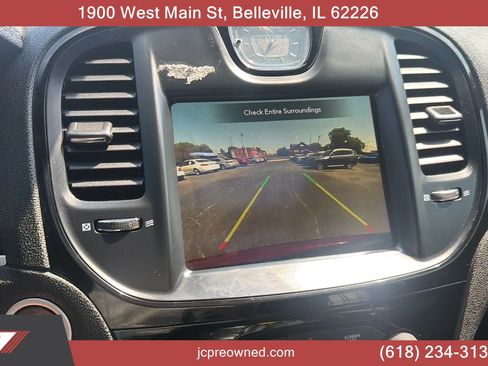 Used 2022 Chrysler 300 S RWD image 15