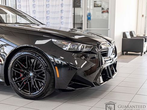 Used 2026 BMW M5 w/ Executive Package AWD/4WD image 2